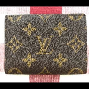 LOUIS VUITTON authentic compact wallet
